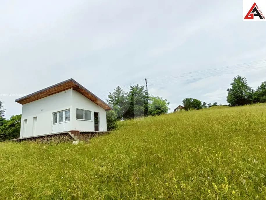 Kuća 150 m2 sa okućnicom 4040 m2 - KAKANJ 8