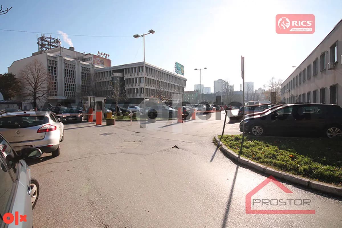PROSTOR prodaje: Poslovni prostor, ul. Envera Šehovića 4