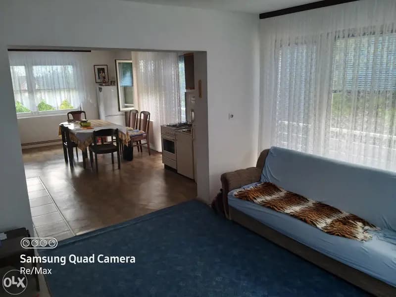Kuća na opštini Srbac - 300 m2 6