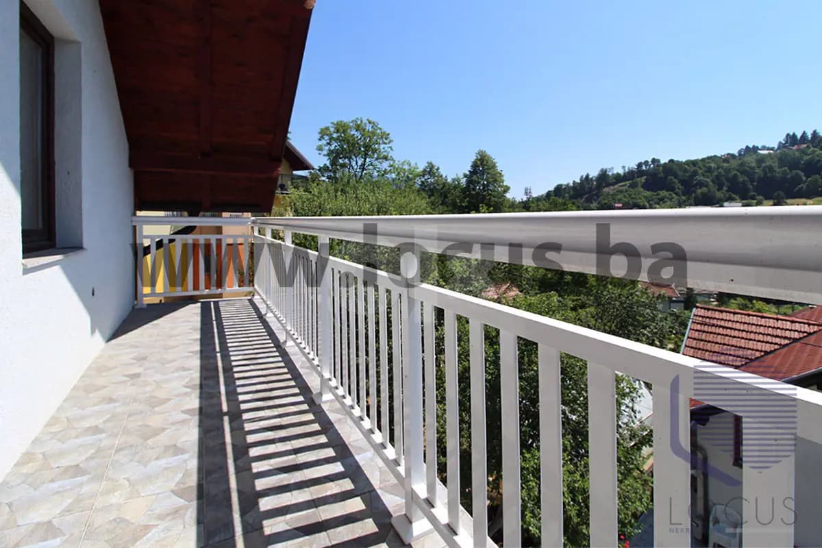 LOCUS: Novoizgrađena kuća, Pionirska dolina, Centar 4