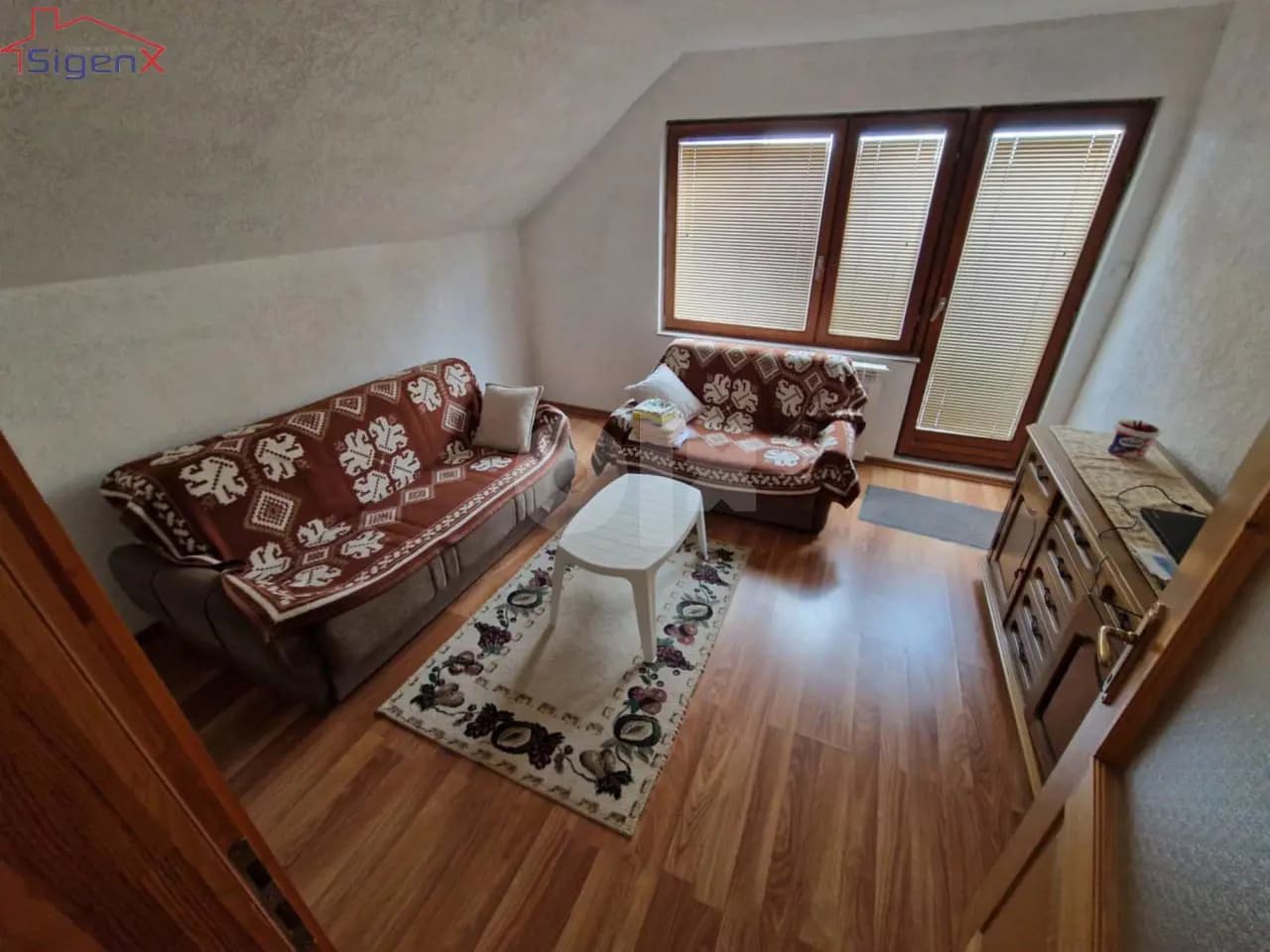 Agencija Sigenx prodaje kuću u Velešićima 4