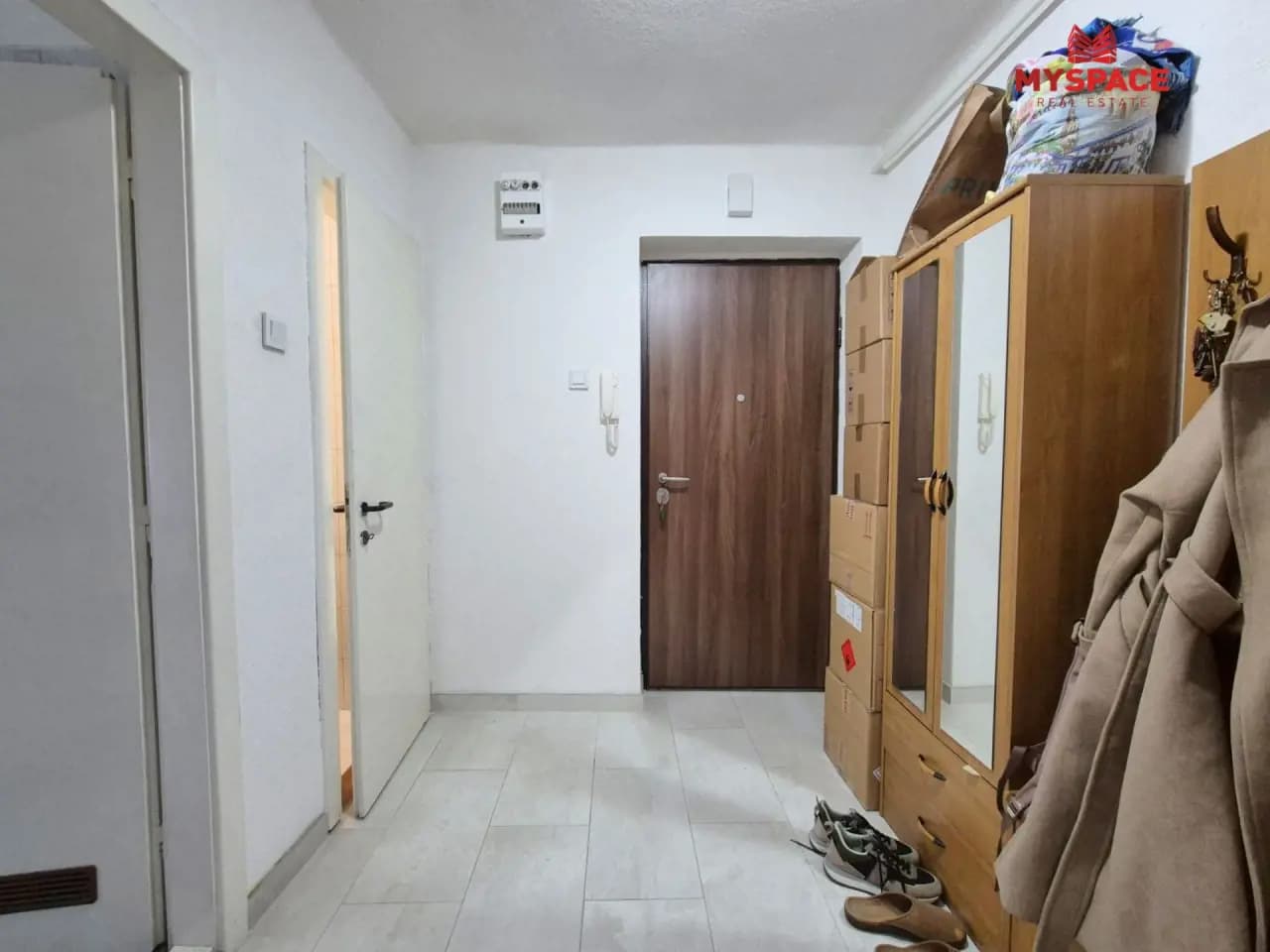 MY SPACE/ Stan/ Buca potok/ Adema Buce/ 51 m2 5