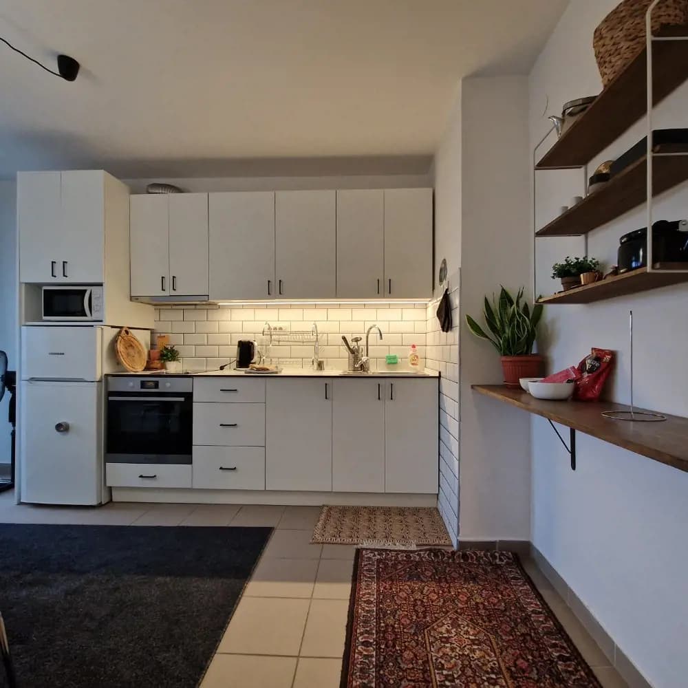 Stan 42m2 Grbavica prodaja BALKON 3