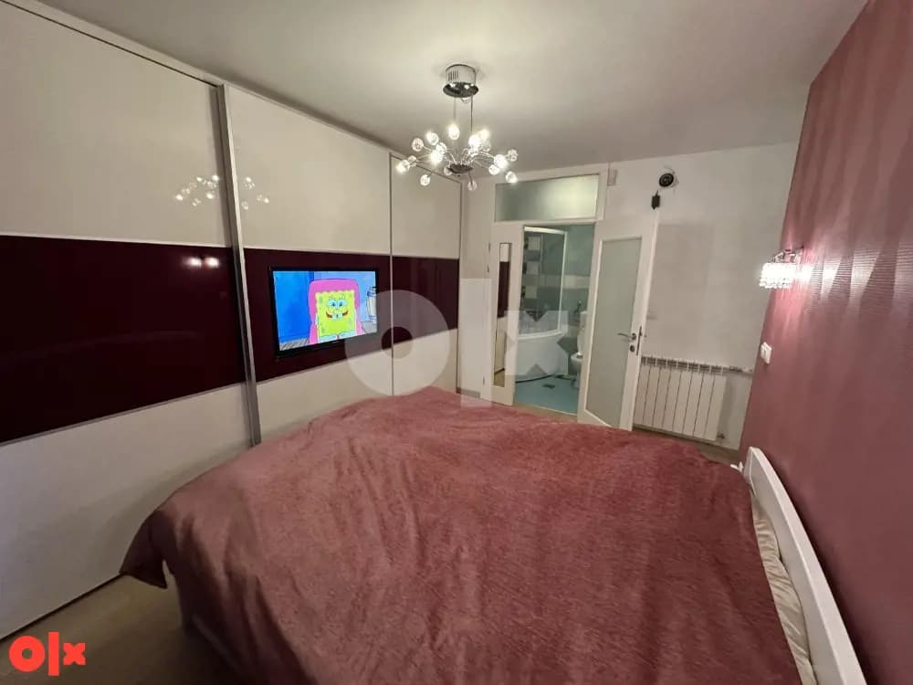 Stan Istočno Sarajevo Dobrinja I 93 m2 luksuzno opremljen 3