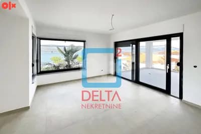 Trosoban apartman / bazen / parking / 80m2 / Trogir 11