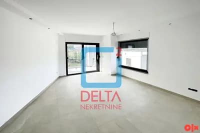 Trosoban apartman / bazen / parking / 80m2 / Trogir 12