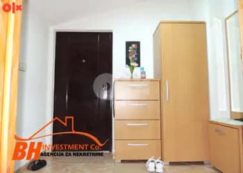 Stan Živinice 60.30m2 4