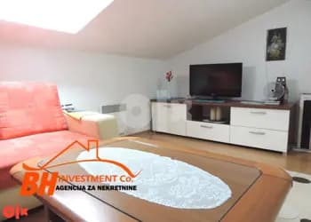Stan Živinice 60.30m2 12