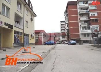 Stan Živinice 60.30m2 15