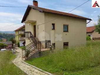 Kuća 150 m2 sa okućnicom 4040 m2 - KAKANJ 24