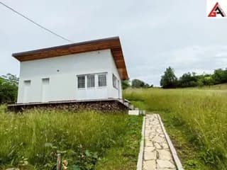 Kuća 150 m2 sa okućnicom 4040 m2 - KAKANJ 25
