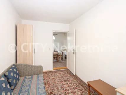 Trosoban stan - Stari grad - Mihrivode - 55 m2 2