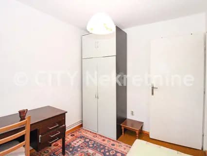 Trosoban stan - Stari grad - Mihrivode - 55 m2 10