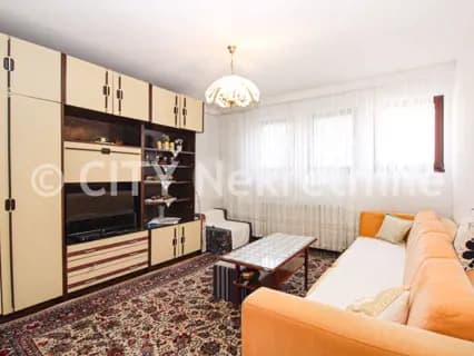Trosoban stan - Stari grad - Mihrivode - 55 m2 1