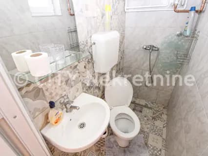 Trosoban stan - Stari grad - Mihrivode - 55 m2 17