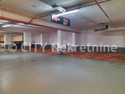 Garaža - Novo Sarajevo - Sarajevo tower - 15m2 1
