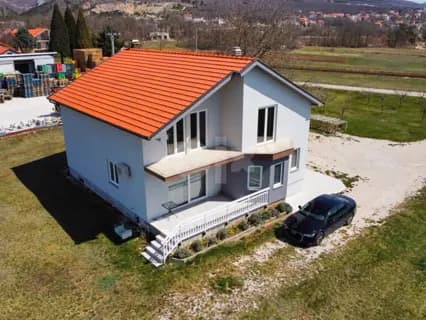 EOS / Kuća /  Posušje /  Čitluk  / 255 m2 1