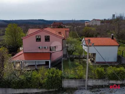 EOS / Kuća / Široki Brijeg / Knešpolje / 785 m2 16
