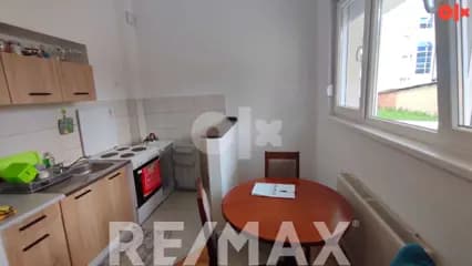 Garsonjera kod Glasa 4