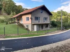 Kuća na opštini Srbac - 300 m2 1