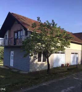 Tri kuće na placu u Loparama - 5515 m2 1
