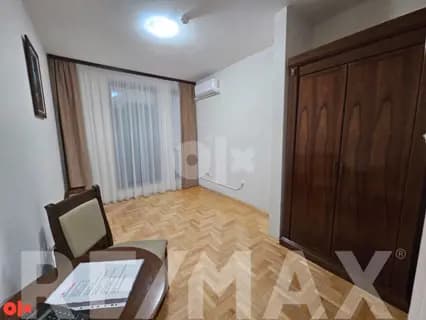 Iznajmljujemo poslovni prostor u centru-kancelarije 14