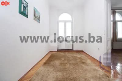 LOCUS: Četverosoban stan, Alekse Šantića, Centar 10