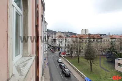 LOCUS: Četverosoban stan, Alekse Šantića, Centar 17