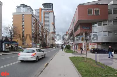 LOCUS prodaje: Dvosoban stan, Mali Bosmal, Hrasno 16