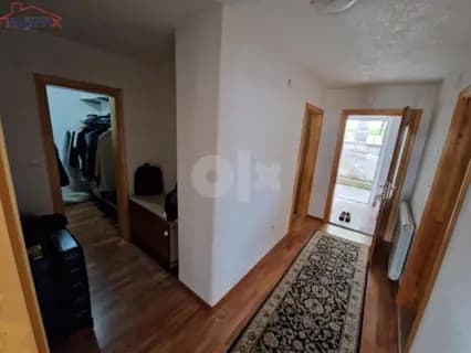 Agencija Sigenx prodaje kuću u Velešićima 3