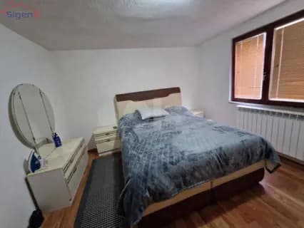 Agencija Sigenx prodaje kuću u Velešićima 10