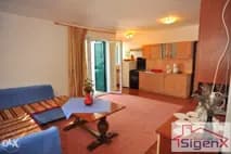 SIGENX izdaje: Apartmani/ Brač/ Sutivan 8
