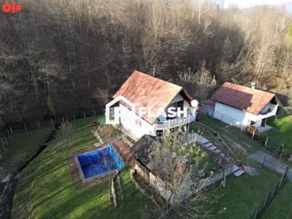 FLASH: Vikendica - BUSOVAČA - Dobruša 3