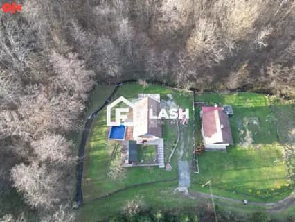 FLASH: Vikendica - BUSOVAČA - Dobruša 9