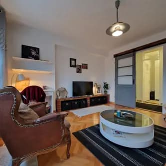 Stan 42m2 Grbavica prodaja BALKON 9