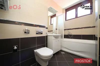 Vrtovi Sunca, jednosoban stan, treći sprat 5