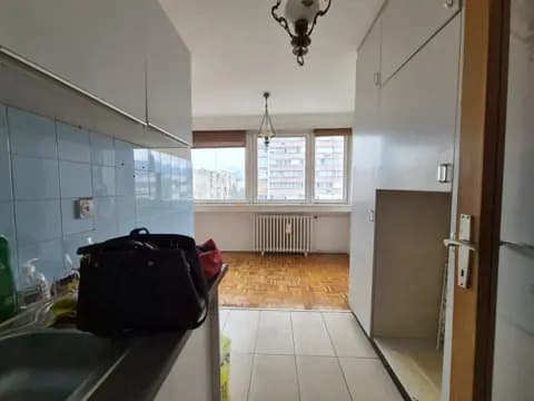 Trosoban stan Čengić Vila, 73(79) m2 18