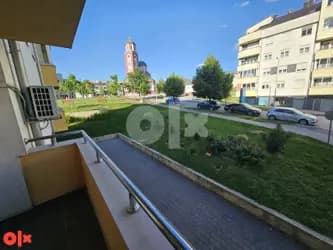 Stan Istočno Sarajevo Dobrinja I 93 m2 luksuzno opremljen 23