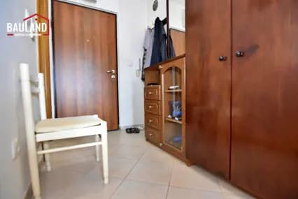 Garsonjera, 26m2, drugi sprat, balkon / Istočno Sarajevo 5