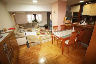 Petosoban stan - Trg Vilijama Šekspira - Novi Grad 2