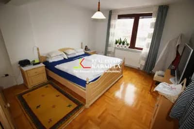 Petosoban stan - Trg Vilijama Šekspira - Novi Grad 10