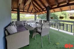 Kuća novije gradnje sa garažom i šadrvanom, Bokavići 8