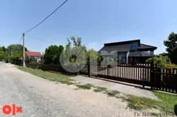 Kuća novije gradnje sa garažom i šadrvanom, Bokavići 14