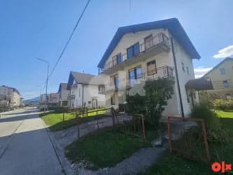 Kuća Pale Centar 300 metara od autobuske stanice 11