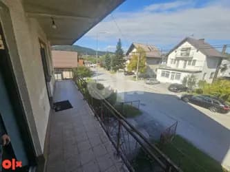 Kuća Pale Centar 300 metara od autobuske stanice 15