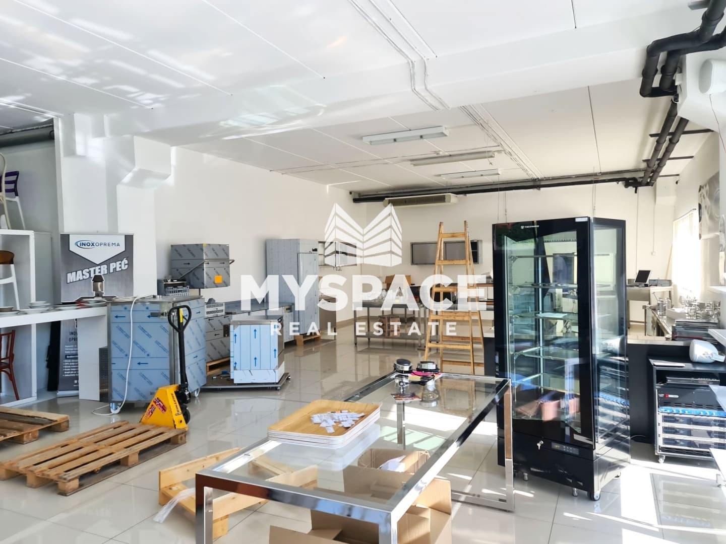 Poslovni prostor Vogošća, 500 m2 8