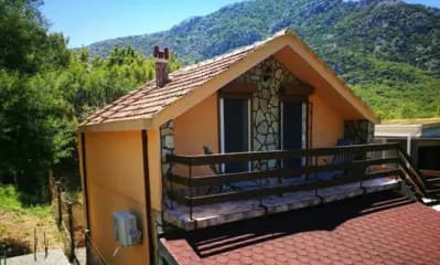 Uknjižena kuća 2km od mora,Đurmani (Sutomore-Čanj) Uknjižena kuća 2km od mora,Đurmani (Sutomore-Čanj)