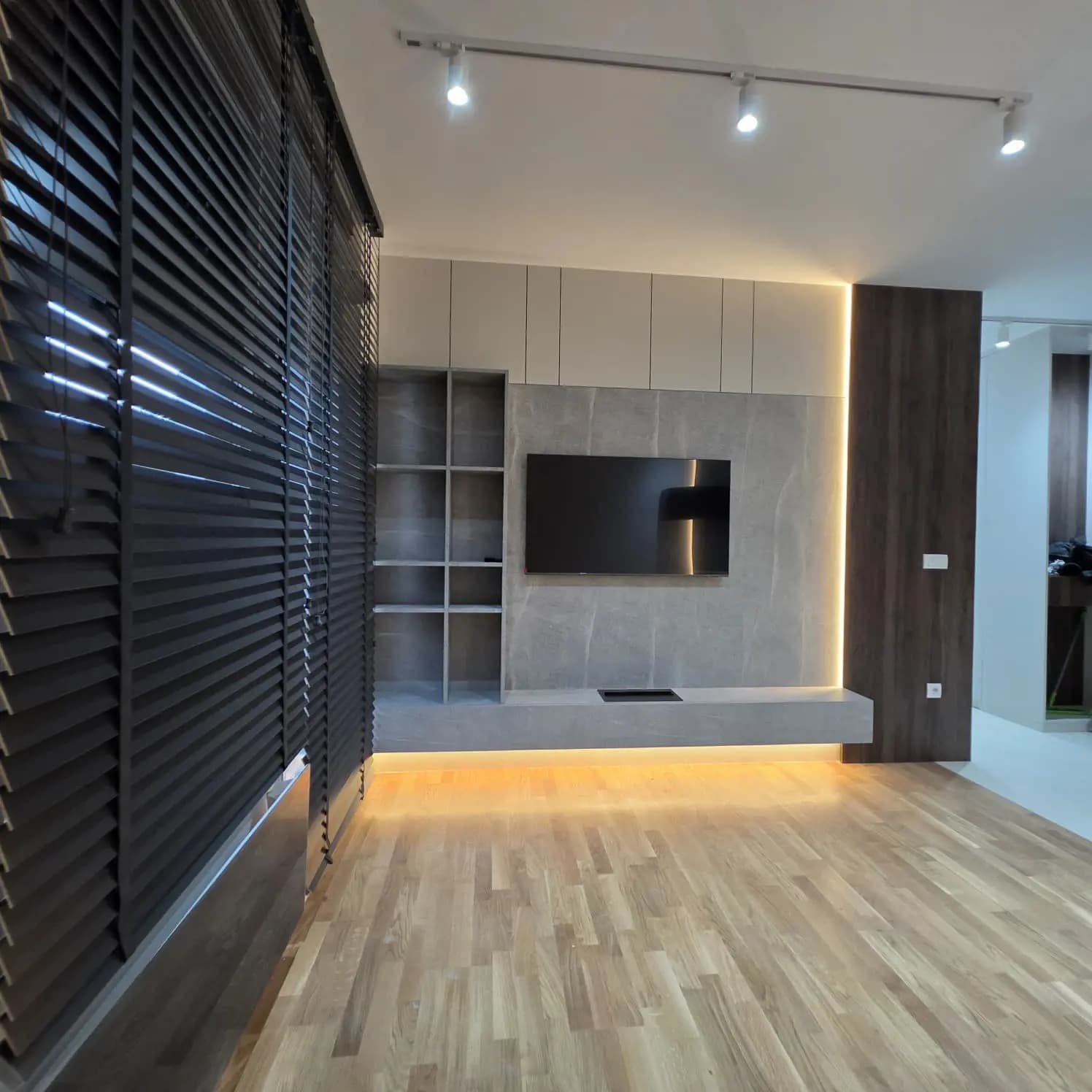 Namješten trosobni stan Trebević 1 Namješten trosobni stan Trebević 1