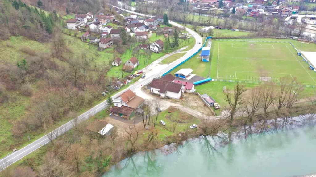 📢 NA PRODAJU – POSLOVNA ZGRADA UZ RIJEKU SANU (MEHMEDAGIĆI – KLJUČ) 📢 NA PRODAJU – POSLOVNA ZGRADA UZ RIJEKU SANU (MEHMEDAGIĆI – KLJUČ)